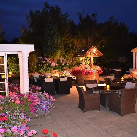 Hotel La Place St Aubin Ngoại thất bức ảnh