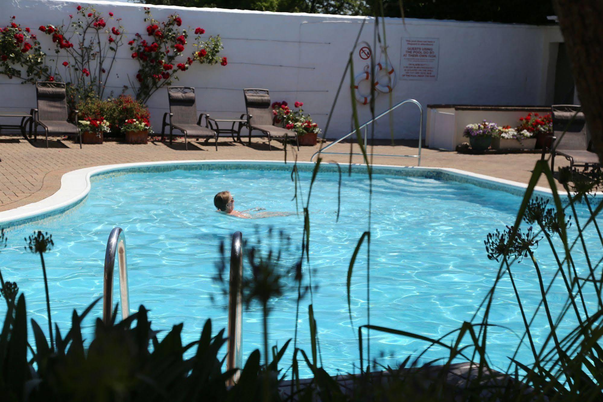 Hotel La Place St Aubin Ngoại thất bức ảnh